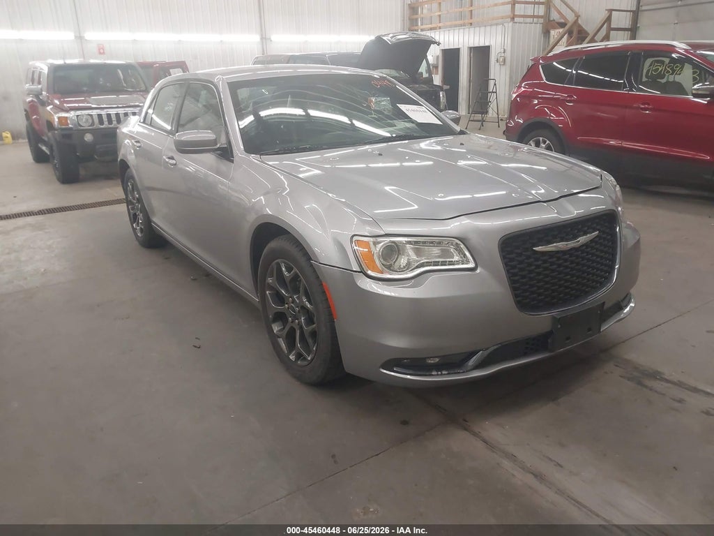 2018 Chrysler 300 300S AWD photo 1