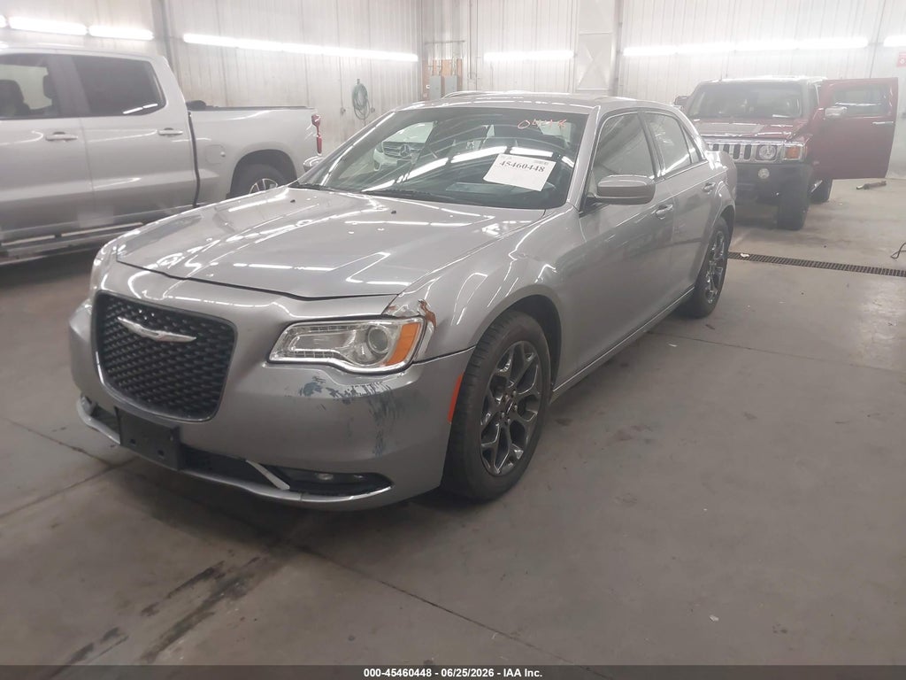 2018 Chrysler 300 300S AWD photo 2