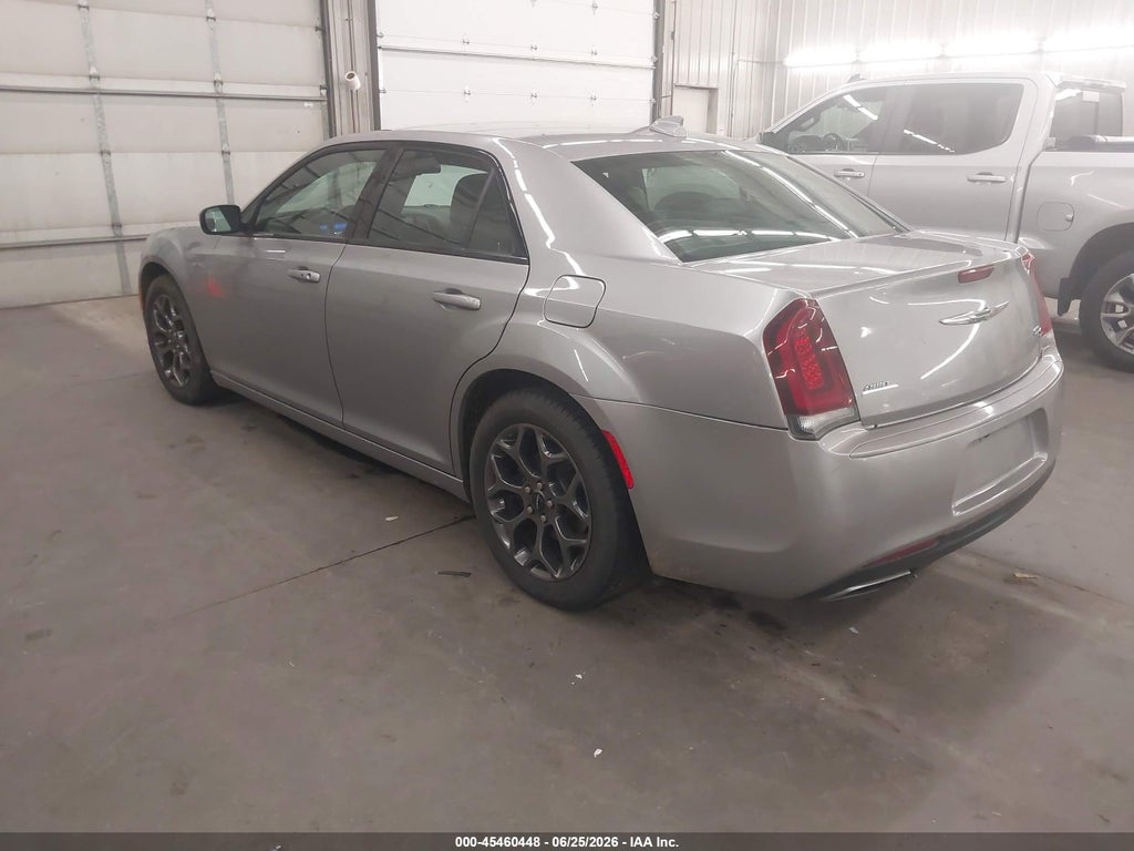 2018 Chrysler 300 300S AWD photo 3