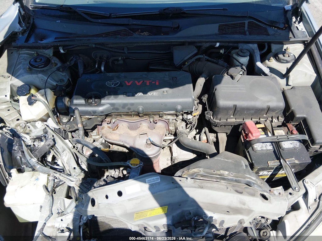 2005 Toyota Camry LE photo 10