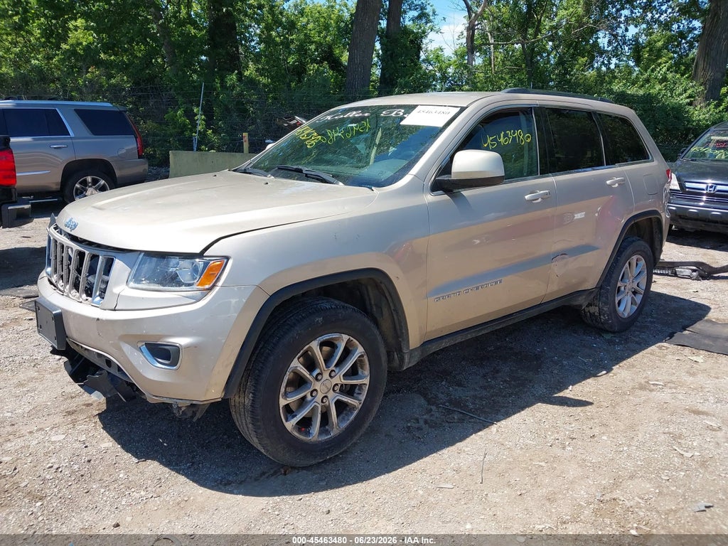 2015 Jeep Grand Cherokee Laredo photo 2