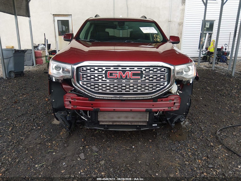 2017 GMC Acadia Denali photo 6