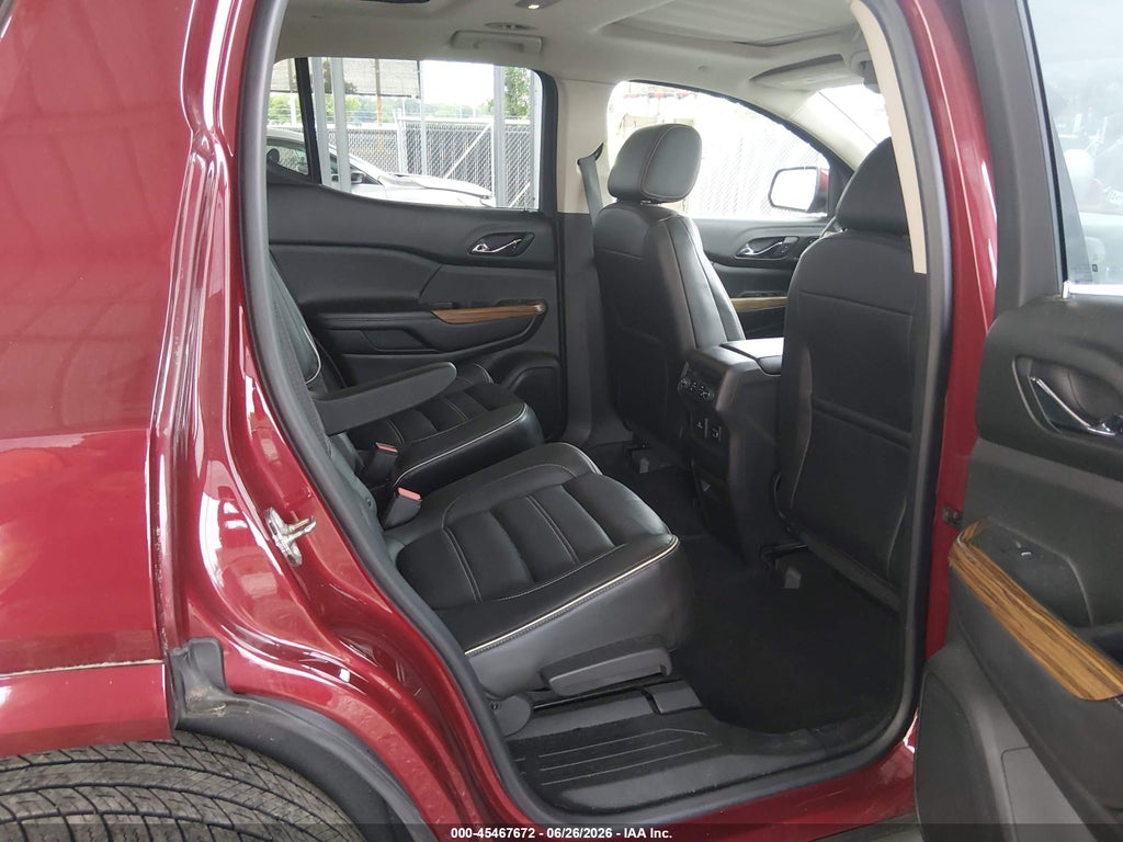 2017 GMC Acadia Denali photo 8