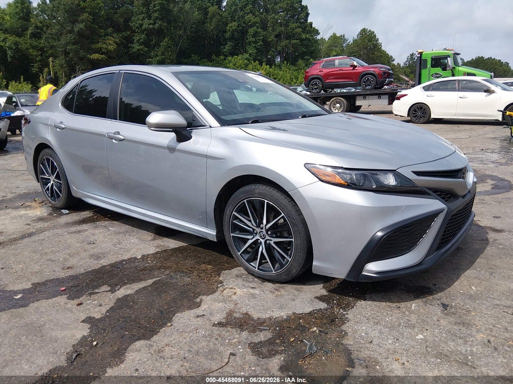 TOYOTA CAMRY 2023