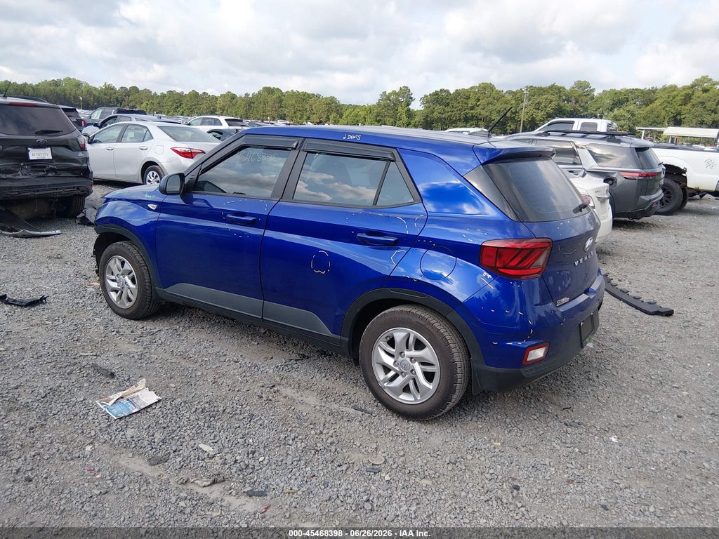2023 Hyundai Venue SE photo 3