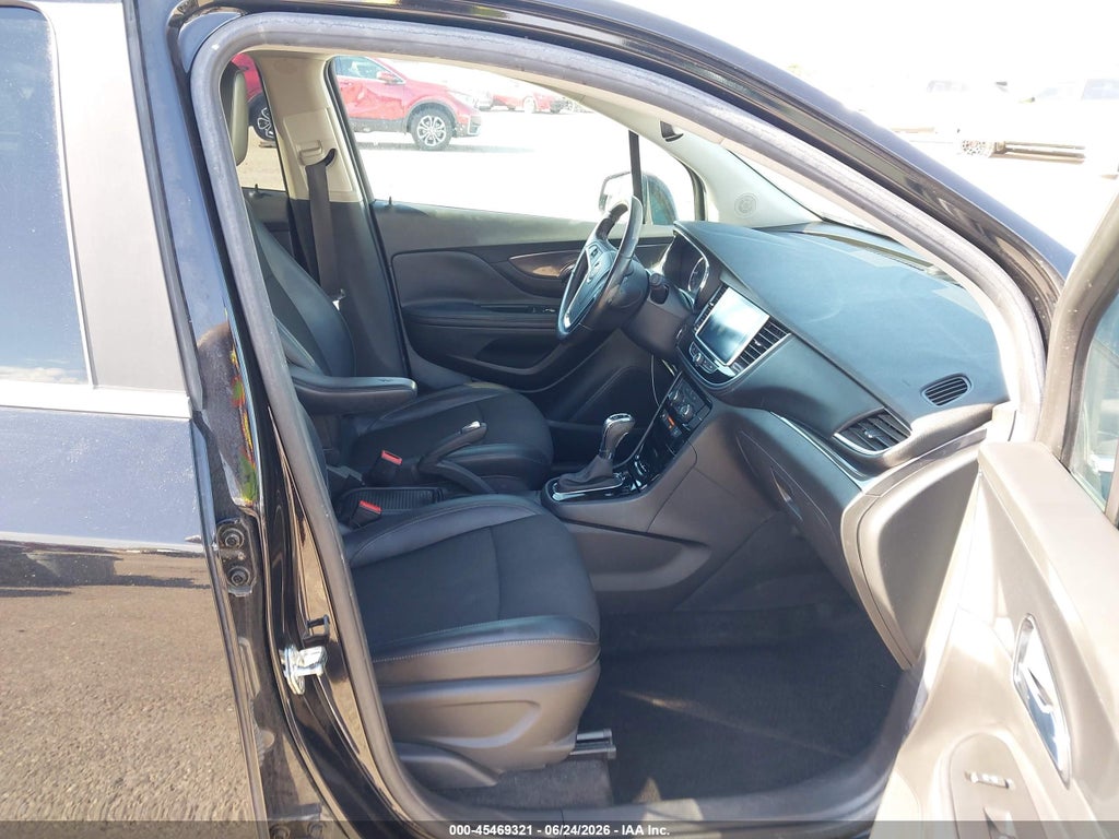 2018 Buick Encore Preferred photo 5