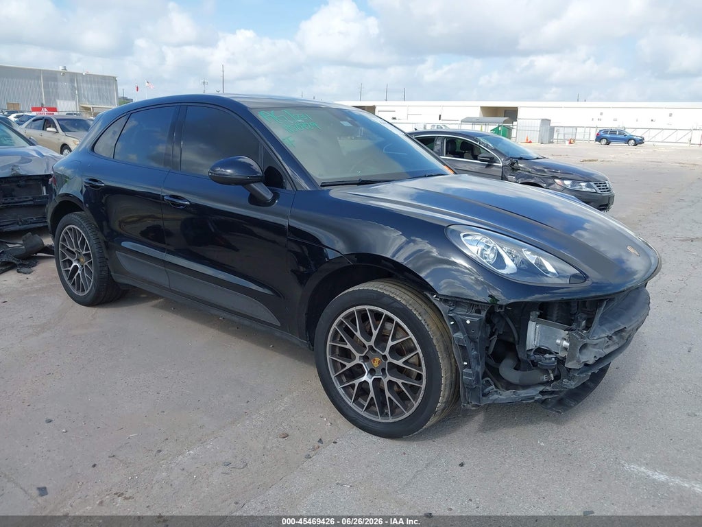 2018 PORSCHE MACAN