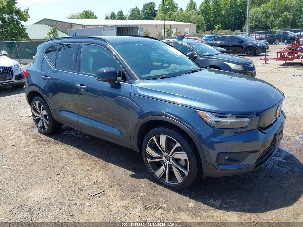 2022 VOLVO XC40 RECHARGE PURE ELECTRIC