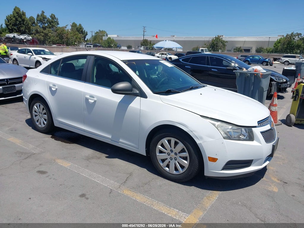 1G1PC5SH6B7121835 2011 CHEVROLET CRUZE photo no. 1