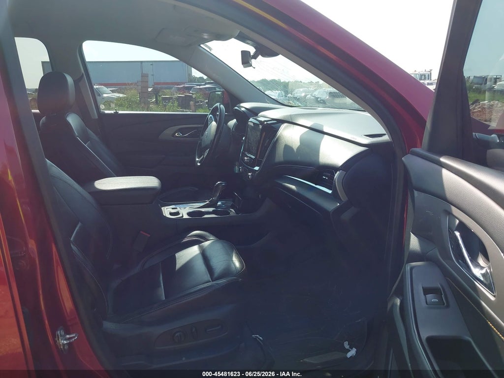 2020 Chevrolet Traverse FWD RS photo 5
