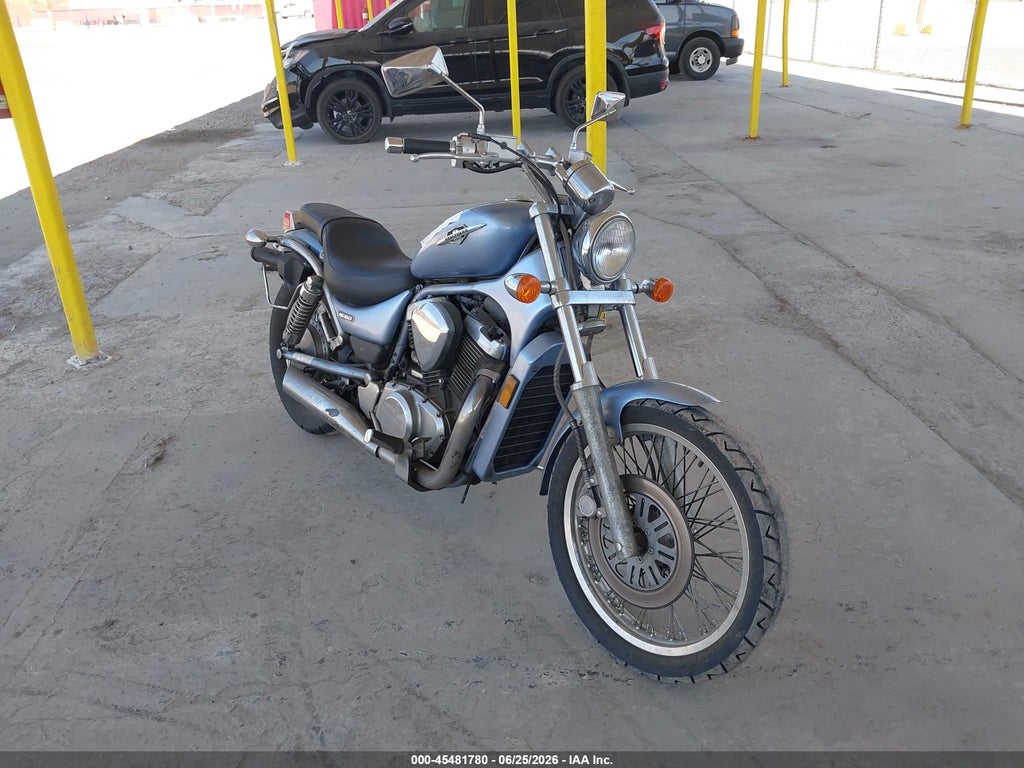 2006 SUZUKI VS800