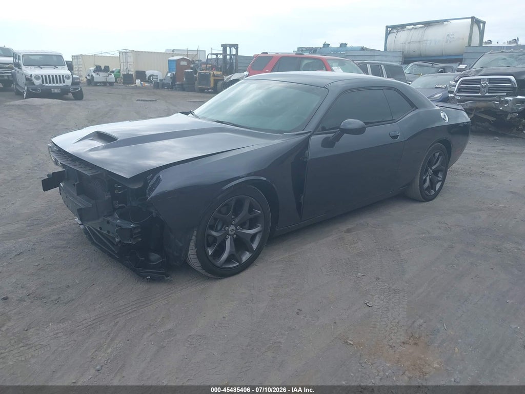 2019 Dodge Challenger R/T photo 2