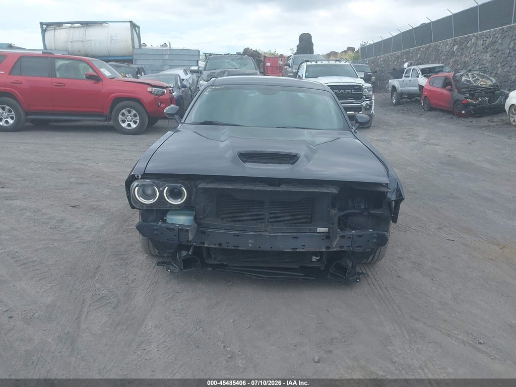 2019 Dodge Challenger R/T photo 6