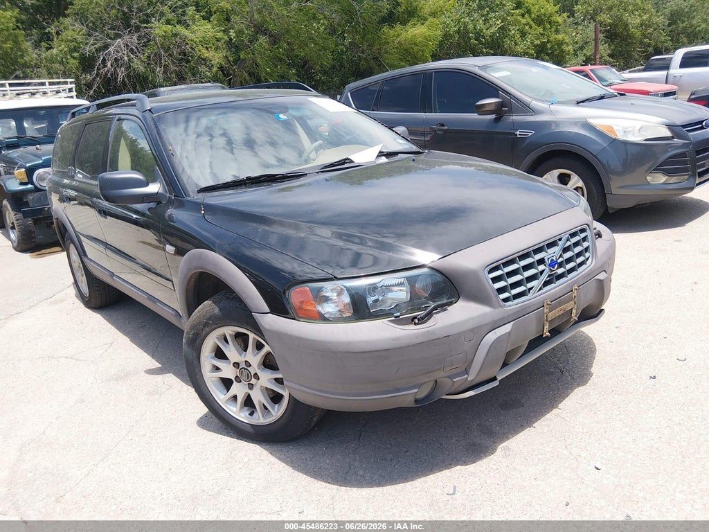 2004 VOLVO XC70