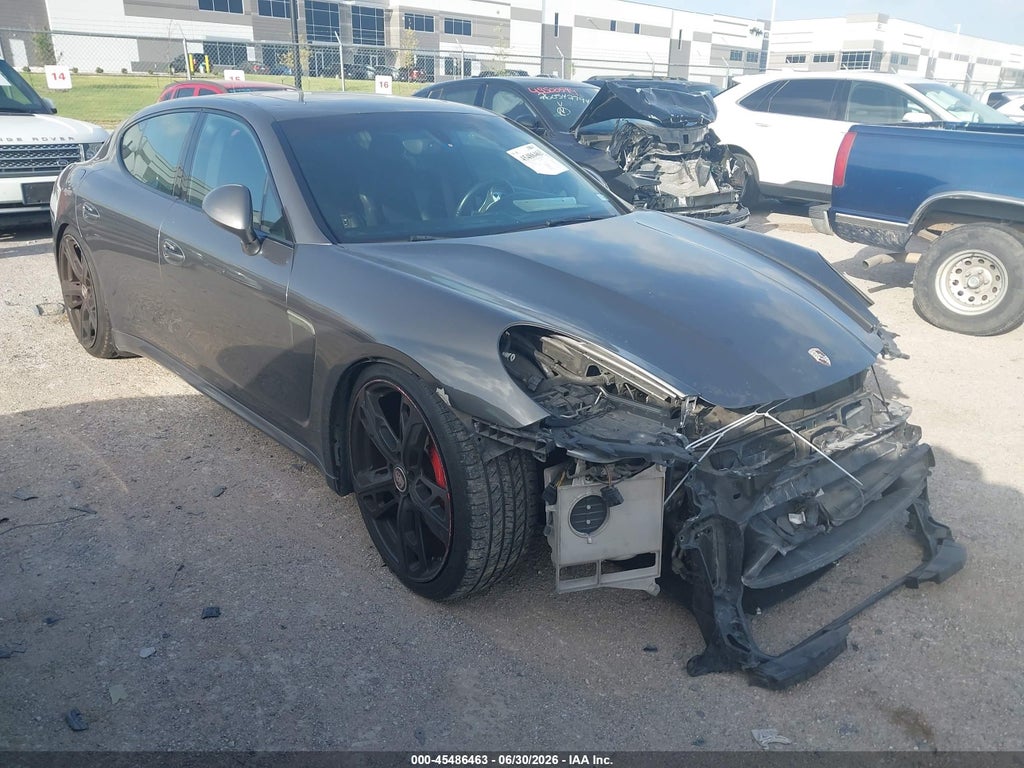 2015 PORSCHE PANAMERA