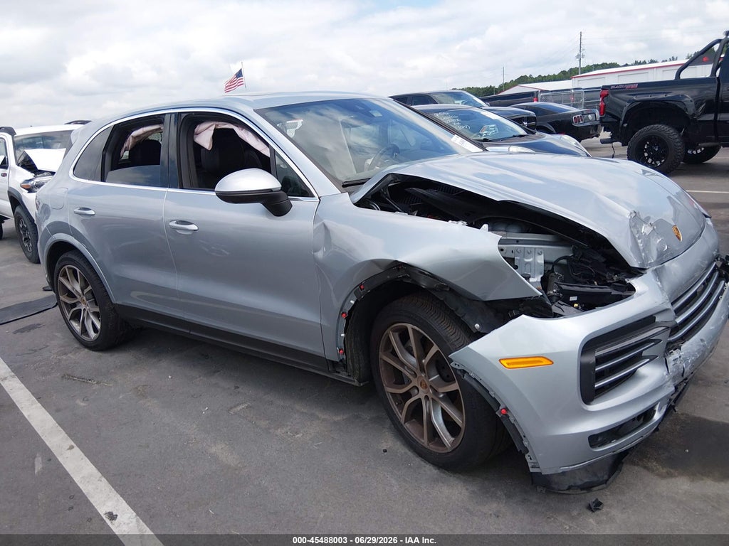 2022 PORSCHE CAYENNE