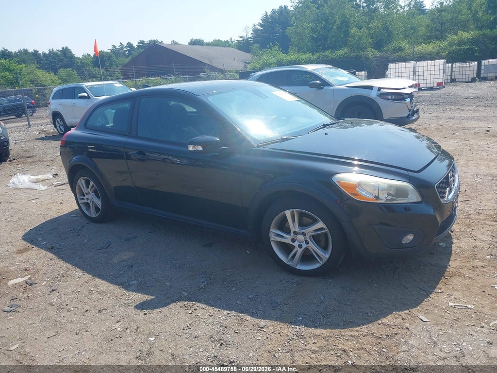 2013 VOLVO C30