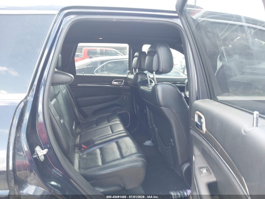 2015 Jeep Grand Cherokee Overland photo 8
