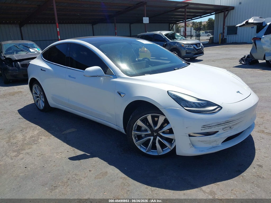 2018 Tesla Model 3 Long Range/Performance photo 1