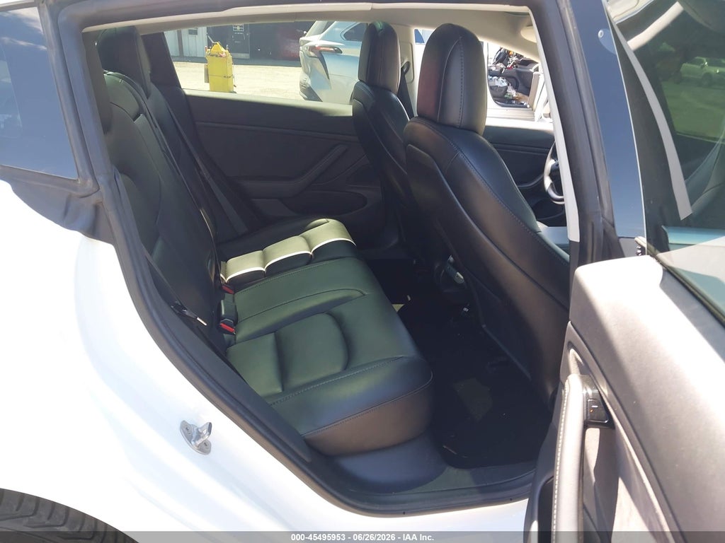 2018 Tesla Model 3 Long Range/Performance photo 8