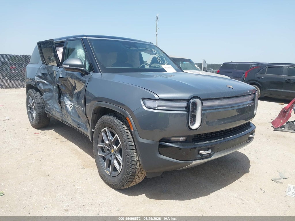 2025 RIVIAN R1S