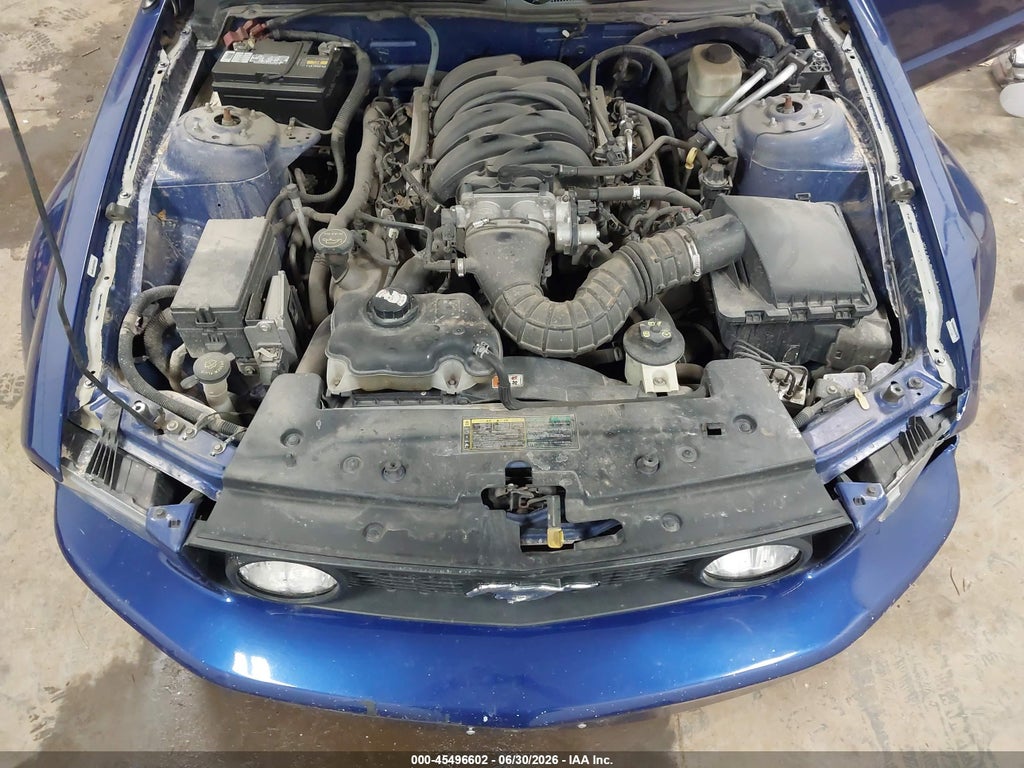 2005 Ford Mustang GT photo 10
