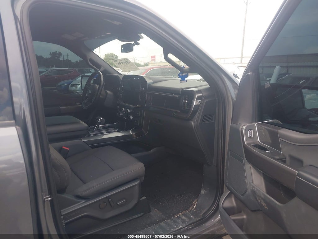 2023 Ford F-150 XLT photo 5