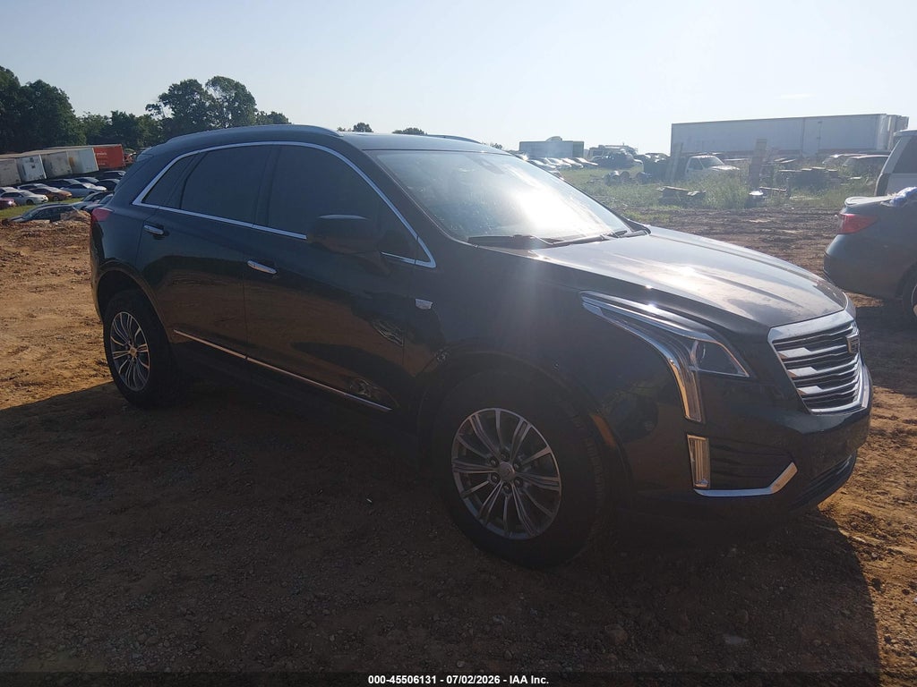 2017 CADILLAC XT5