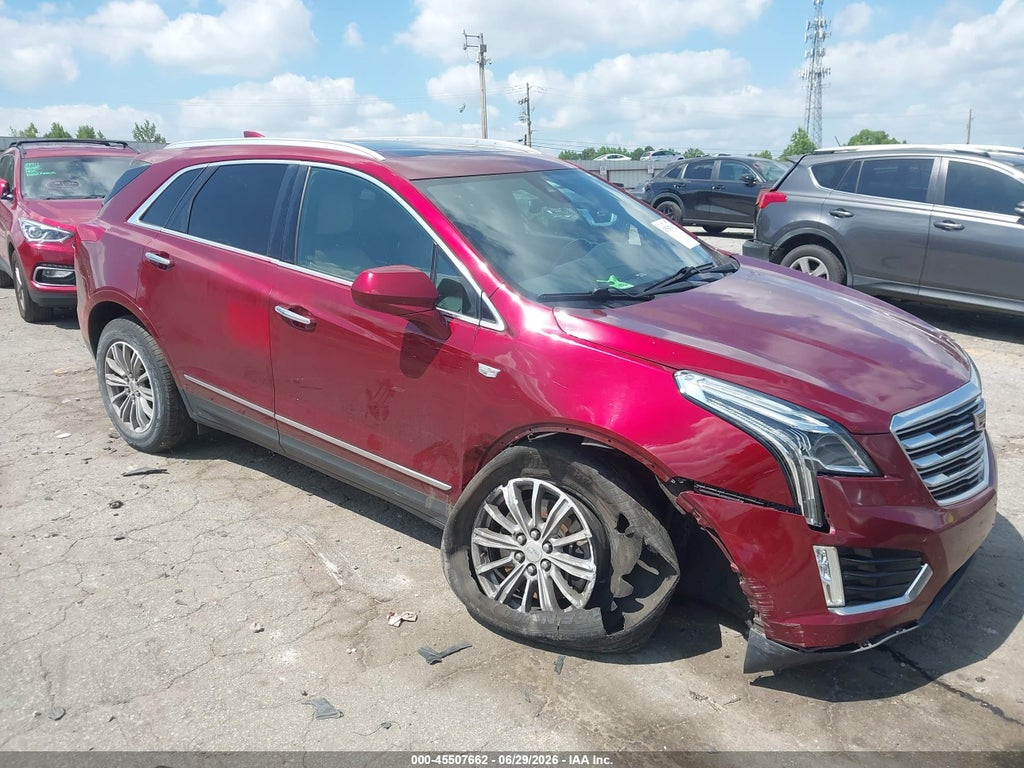 2017 Cadillac XT5 Luxury photo 1