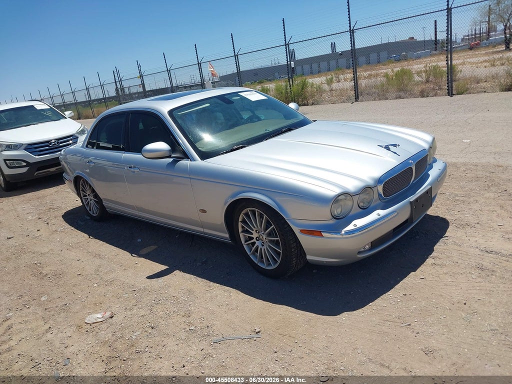 2006 JAGUAR XJ