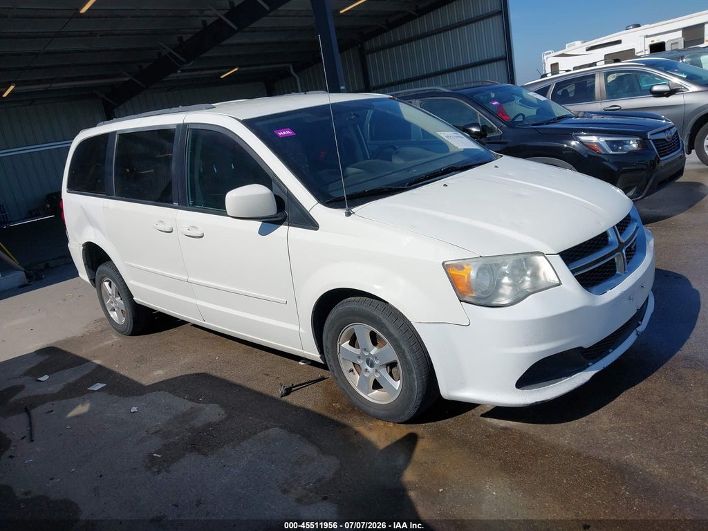 2012 Dodge Grand Caravan SXT photo 1