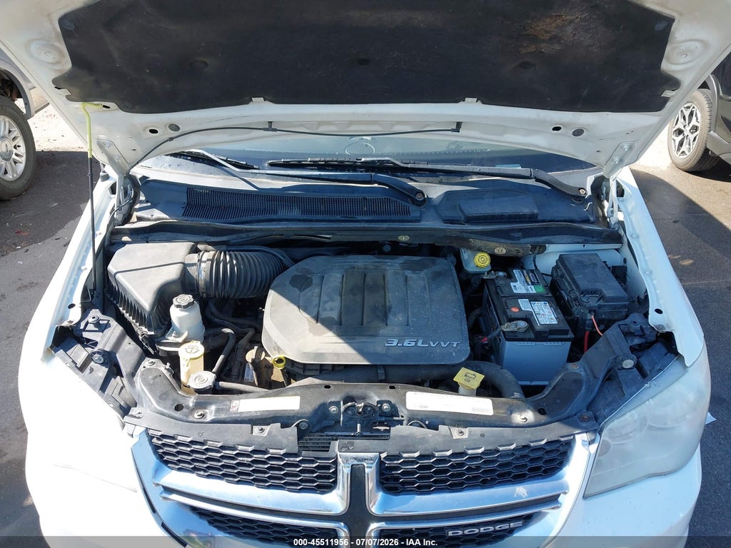 2012 Dodge Grand Caravan SXT photo 10