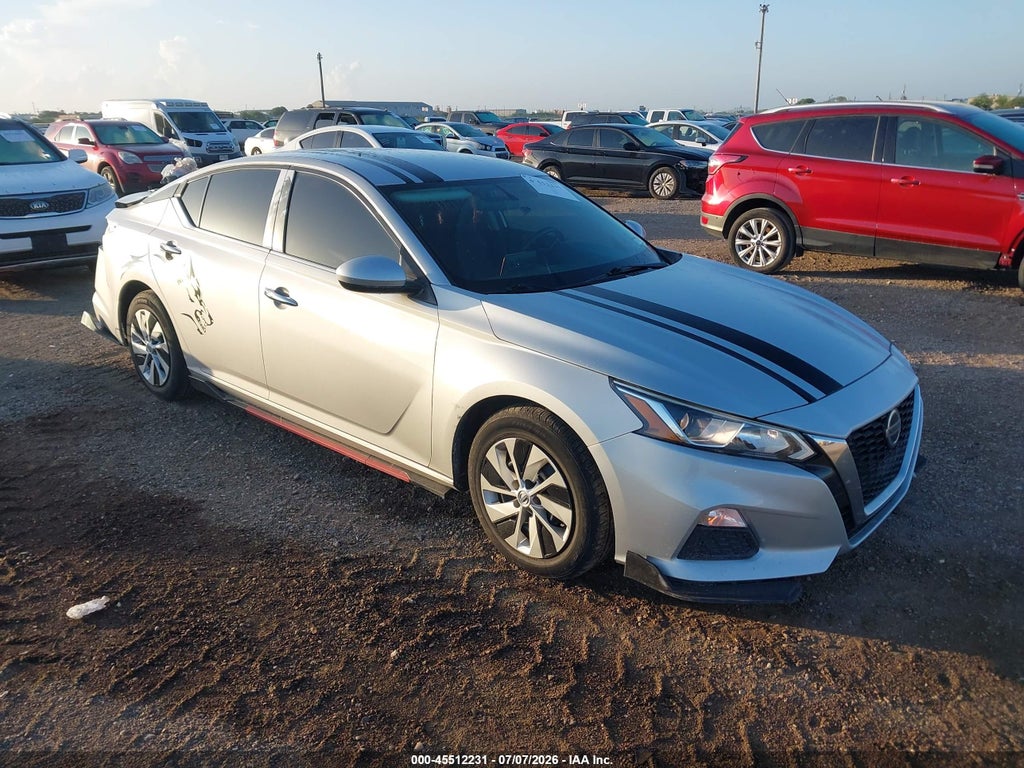 2020 Nissan Altima S FWD photo 1