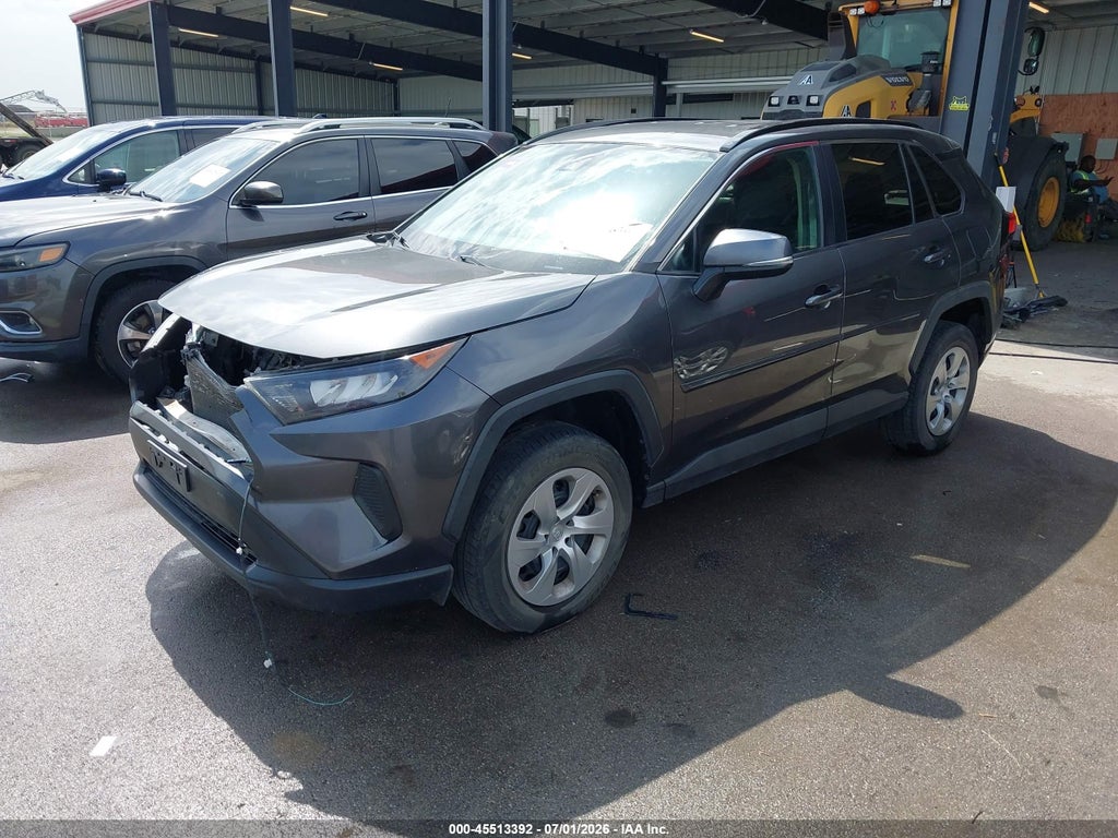 2021 Toyota RAV4 LE photo 2
