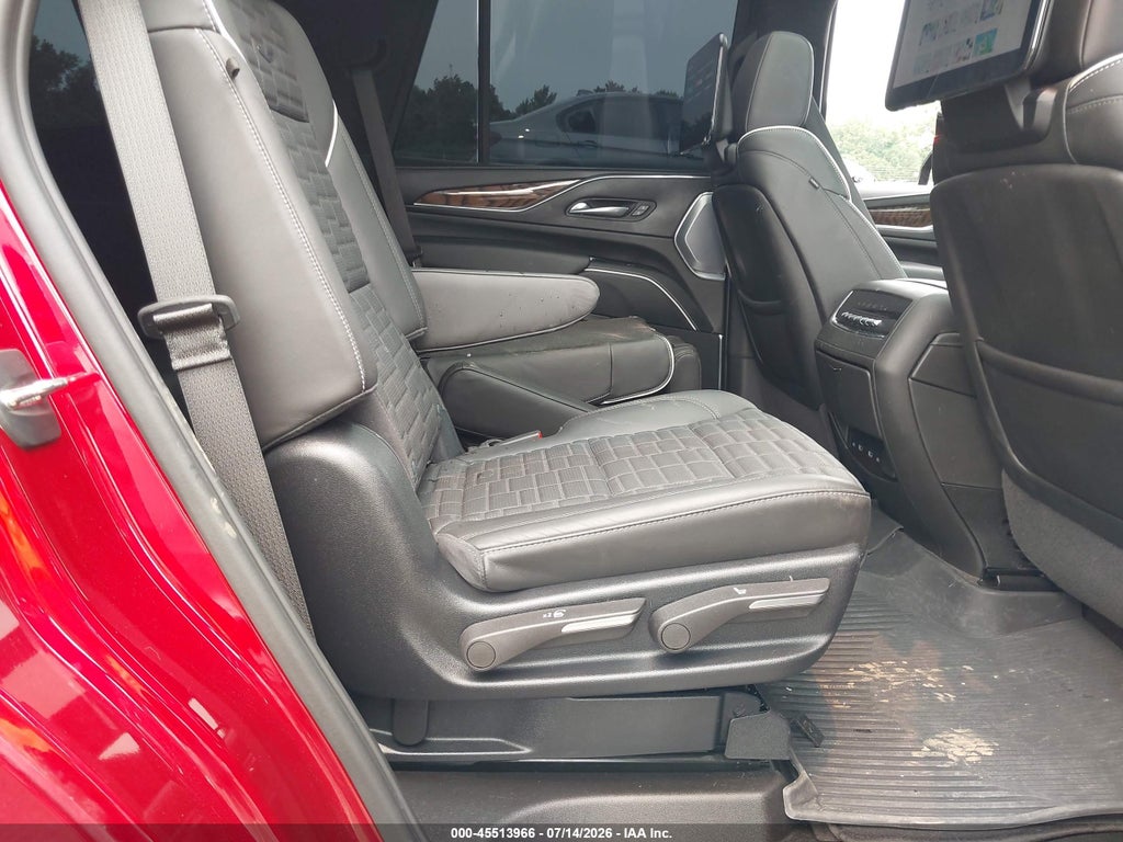 2024 Cadillac Escalade 4WD Sport Platinum photo 8