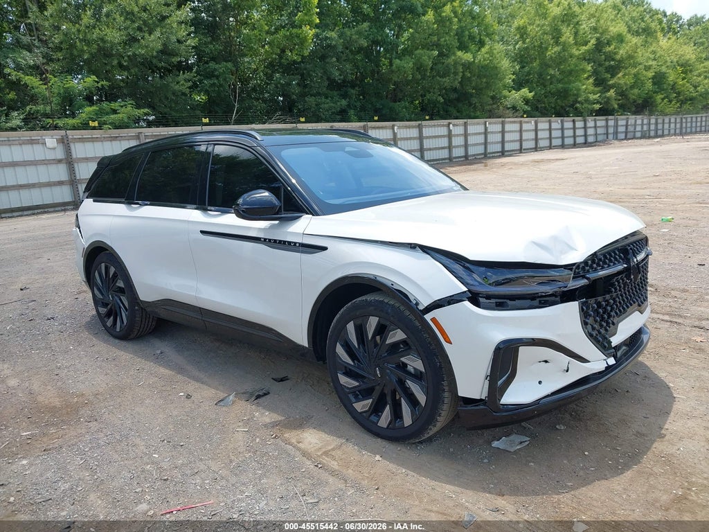 2026 LINCOLN NAUTILUS