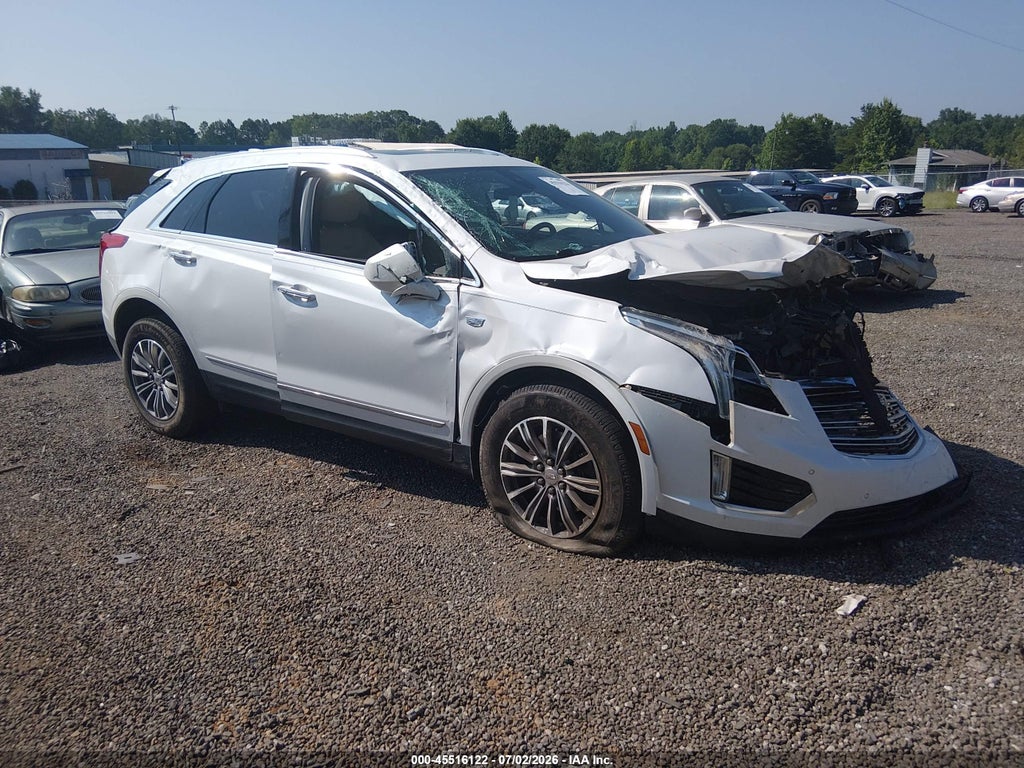 2017 CADILLAC XT5
