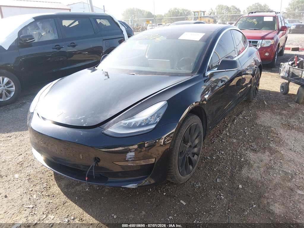 2018 Tesla Model 3 Long Range/MID Range photo 2
