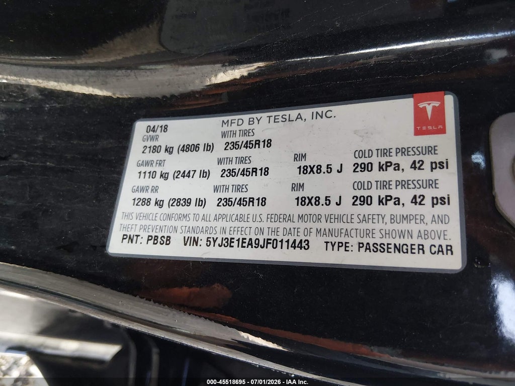 2018 Tesla Model 3 Long Range/MID Range photo 9