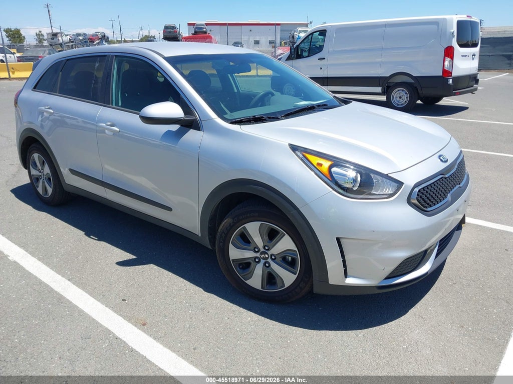 KNDCB3LC2J5184246 2018 KIA NIRO photo no. 1