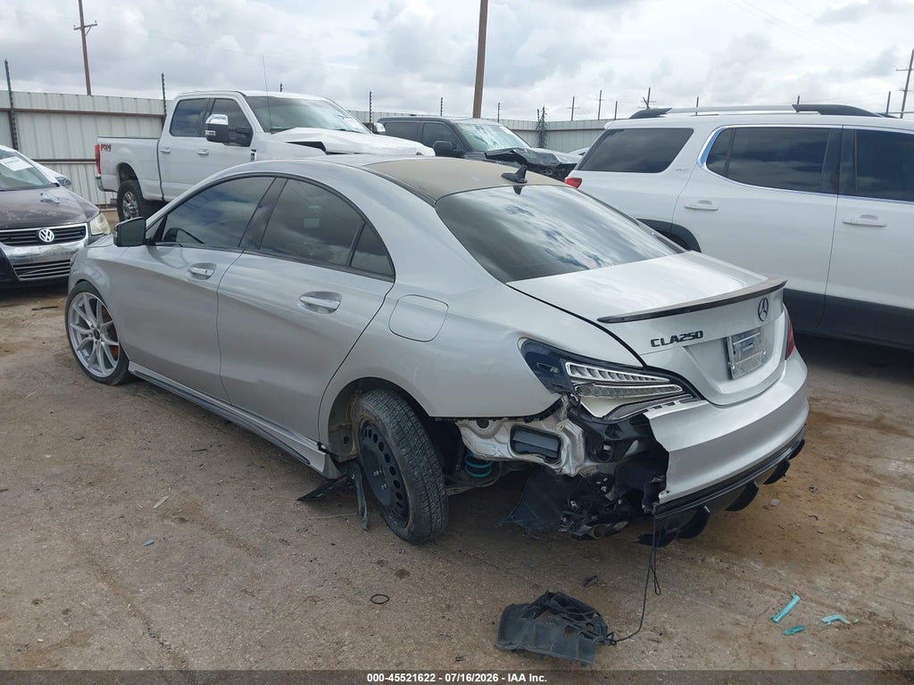 2019 Mercedes-Benz CLA 250 photo 3