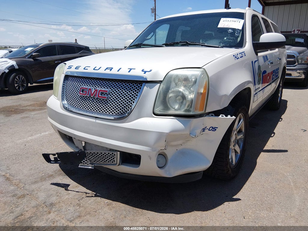 2012 GMC Yukon XL 1500 Denali photo 6