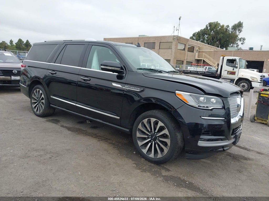 2022 LINCOLN NAVIGATOR