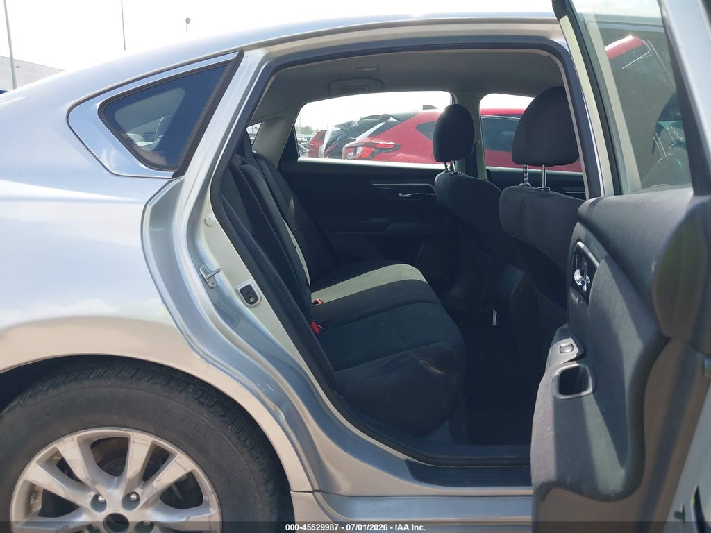 2014 Nissan Altima 2.5 S photo 8