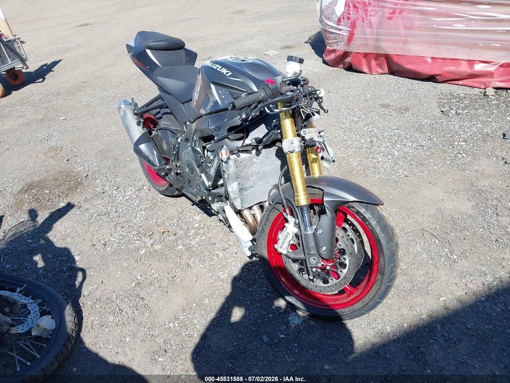 2026 SUZUKI GSX-R750