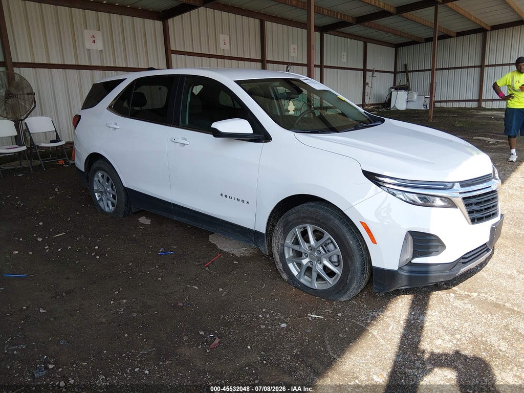 2024 Chevrolet Equinox FWD LT photo 1