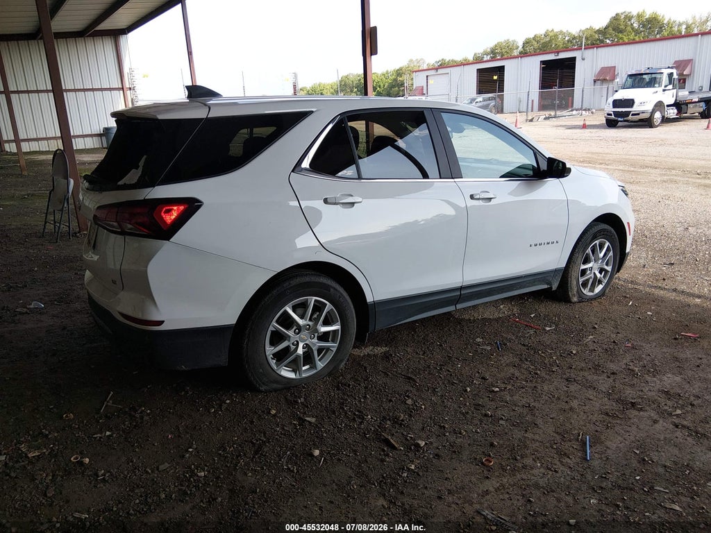 2024 Chevrolet Equinox FWD LT photo 4