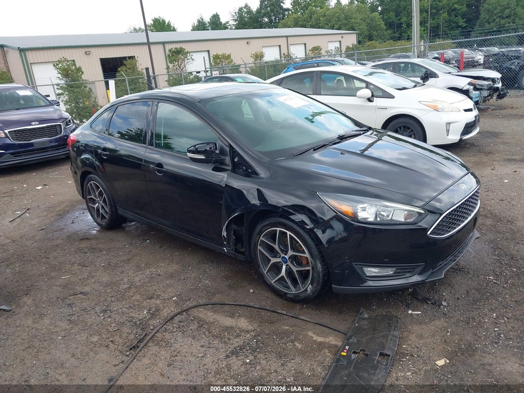 1FADP3H22HL219126 2017 FORD FOCUS photo no. 1