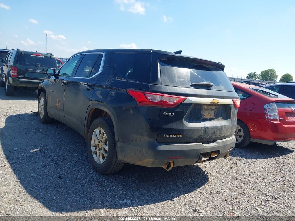 2019 Chevrolet Traverse LS photo 3