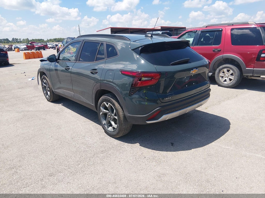 2026 Chevrolet Trax FWD LT photo 3